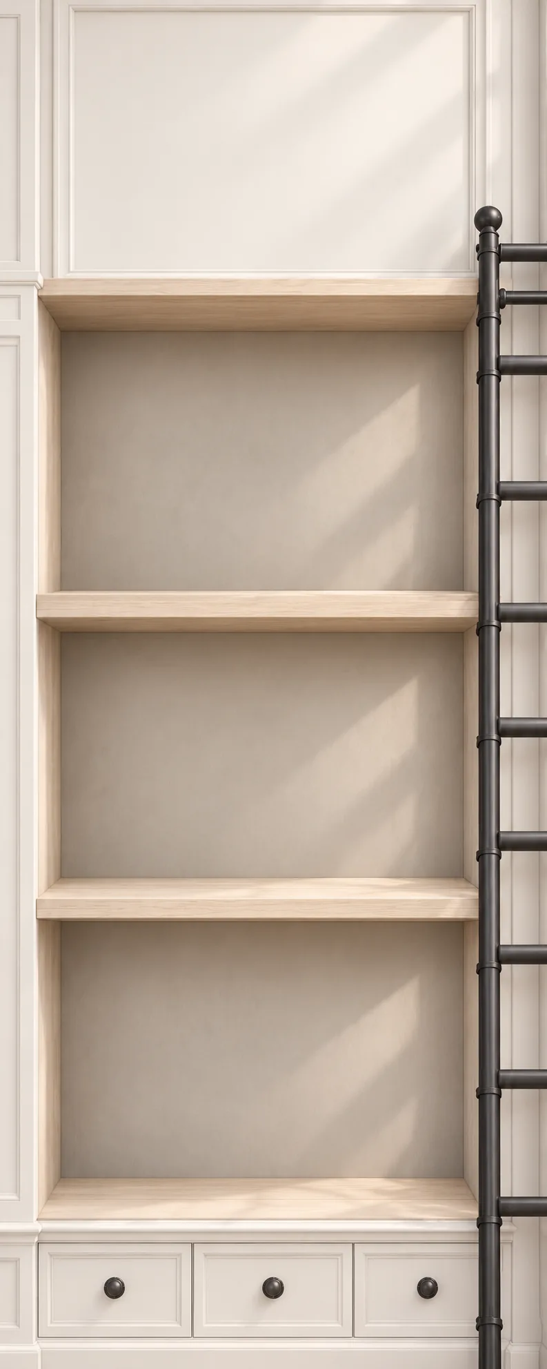 Estantería minimalista blanca y de madera clara